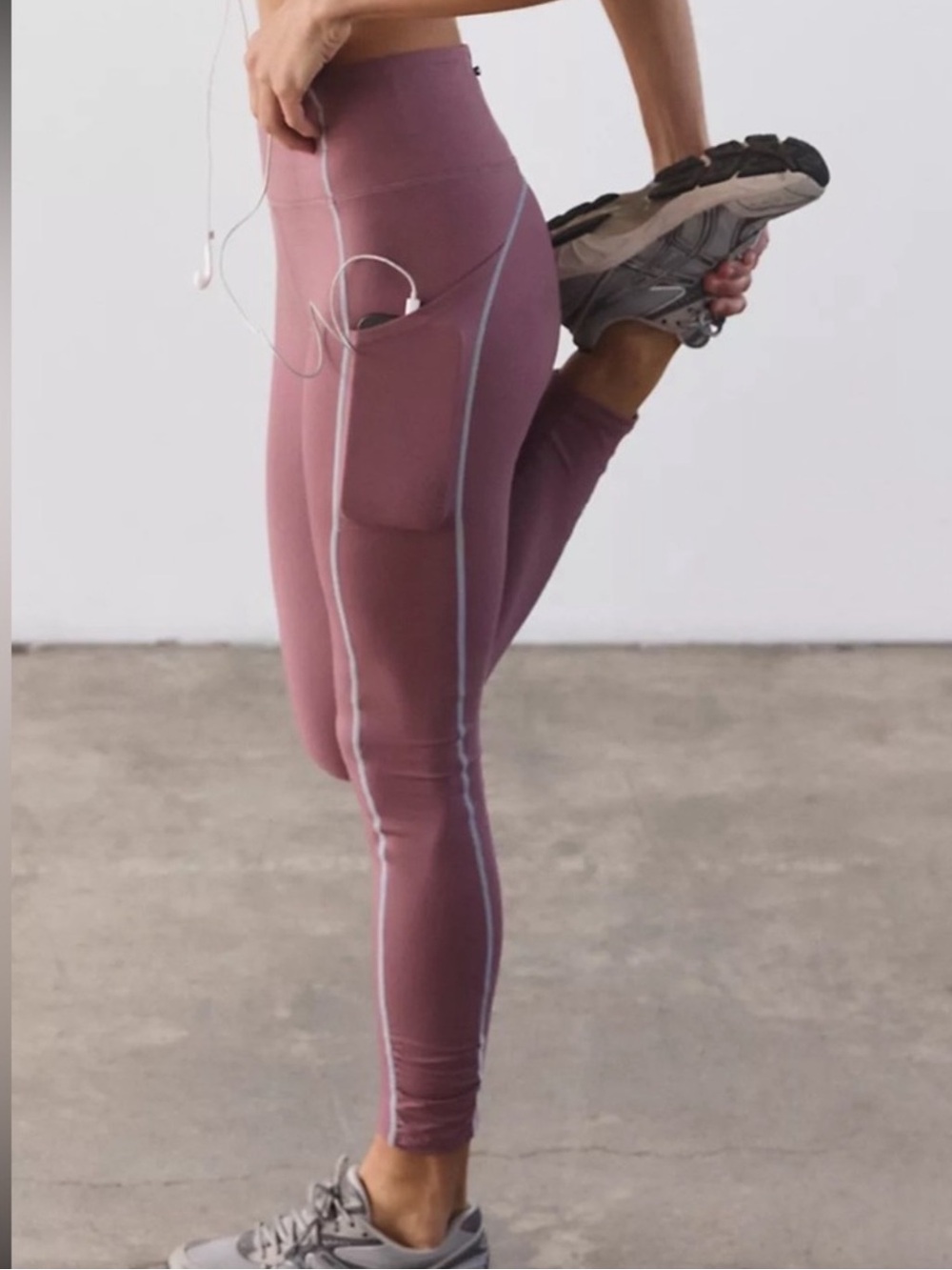 FP Movement You’re A Peach High Rise Pocket Leggings Mauve S NWOT - Picture 5 of 10